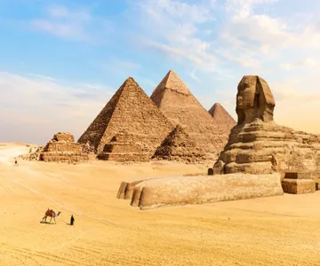Giza Pyramids & Sphinx Free Tour